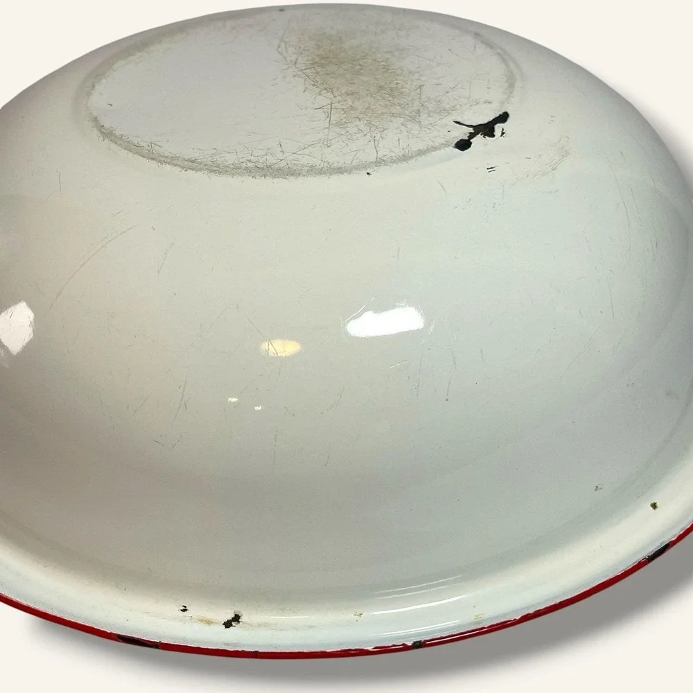 Vintage Enamel Wash Basin White Red Rim Farmhouse Country Primitive 12.5